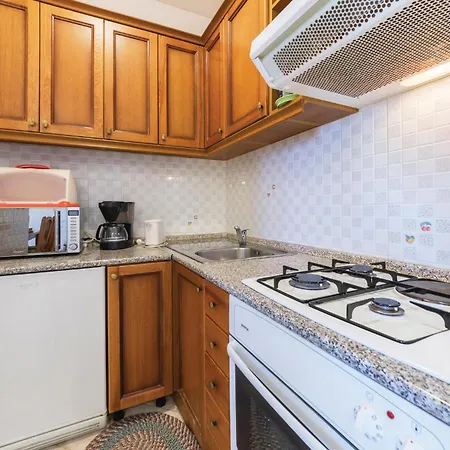 Beautiful In With Kitchen * Peruški