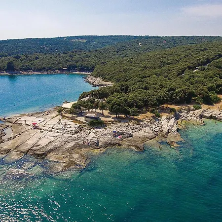 Two-bedroom In Appartement *